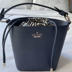 Kate spade bucket bag